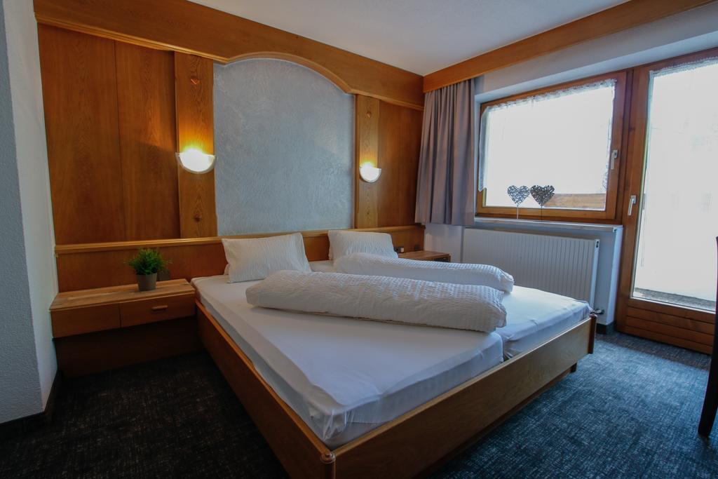 Hotel Tia Apart كاونرتال الغرفة الصورة